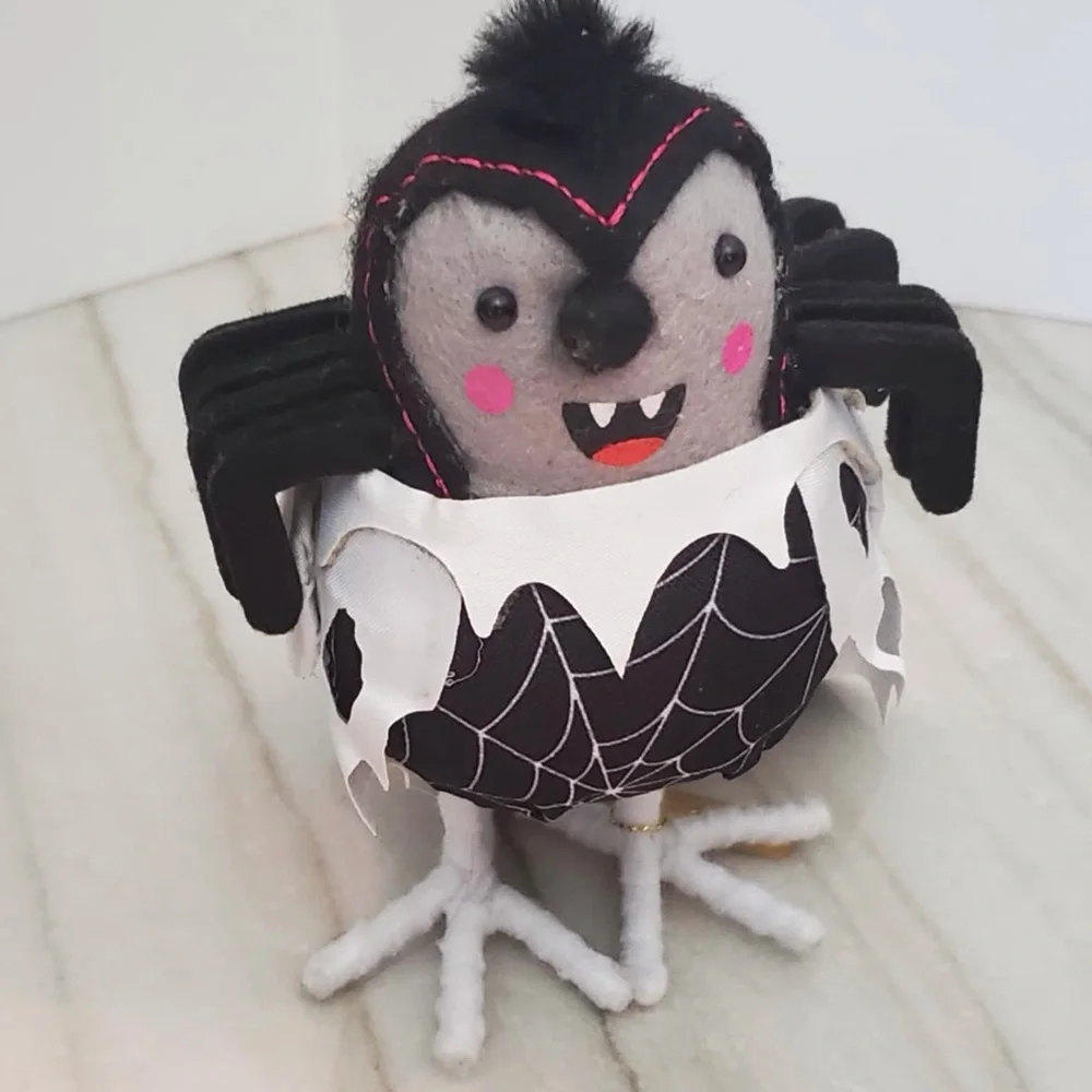 Target Hyde & EEK! Halloween Spider Felt Fabric Bird “Skitter”